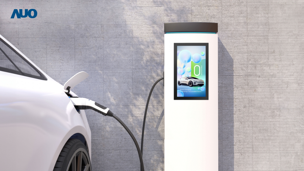 友達〝EVSE車用充電樁解決方案〞專為電動汽車充電樁設計，具有高亮度、克服戶外艱難環境的耐溫、耐紫外線等特性，並搭載散熱性及擴充性強的高效能工業電腦，可實現人機互動訴求，如資訊顯示、支付等應用