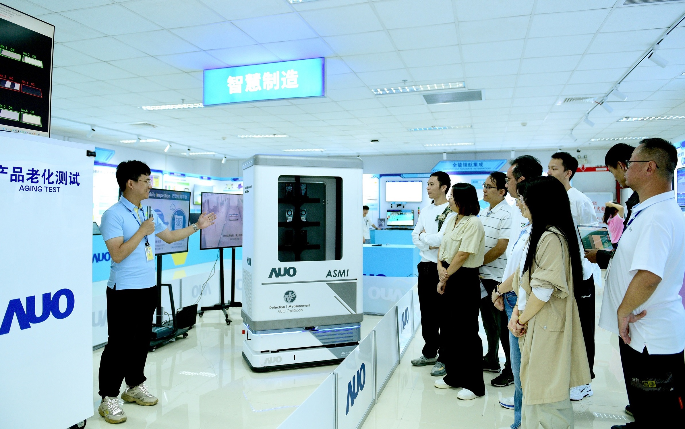 beats365厦门将5G+ABC技术串联生产管理全流程，打通研发、采购、生管、制程、设备、质量等产品全生命周期制造流程，完成数字化设计、智慧供应链、智能座舱、全流程设备管理、数据驱动优化、智慧在线检测、智慧品管等自适应生产模式升级